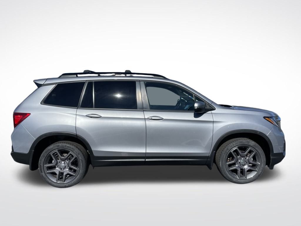 Thumbnail: 2023 Honda Passport - 7