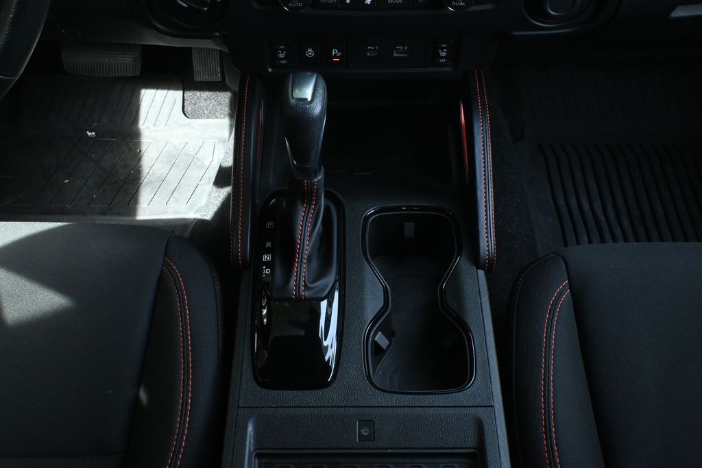 Thumbnail: 2023 Nissan Frontier - 22