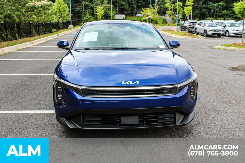 Used 2025 Blue Kia LXS image 10