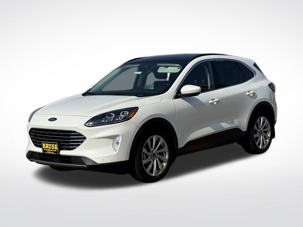 2022 Ford Escape Titanium