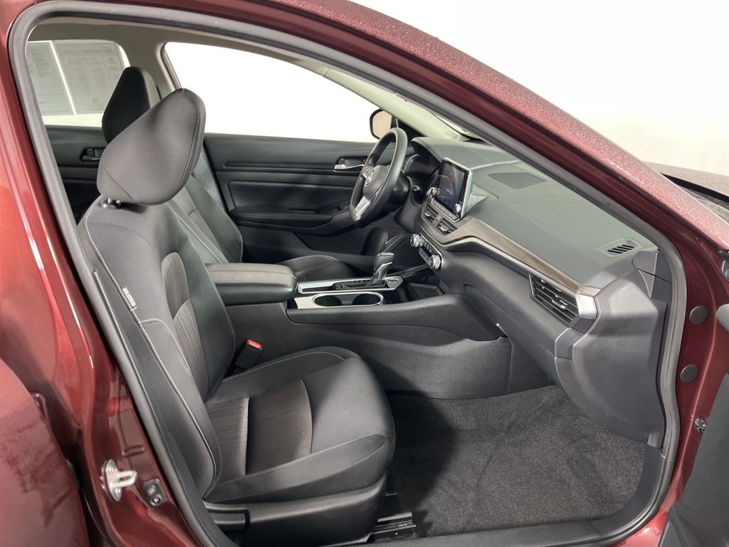 Thumbnail: 2024 Nissan Altima - 6