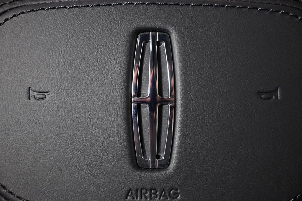 New 2026 Gray Lincoln Reserve image 32