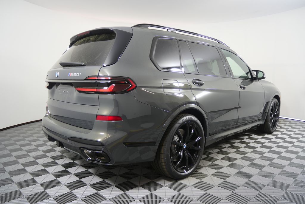 Thumbnail: 2026 BMW X7 - 3