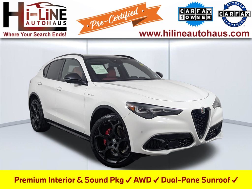 Milano White 2024 Alfa Romeo Stelvio SUV / Crossover All-Wheel Drive 8-Speed Automatic