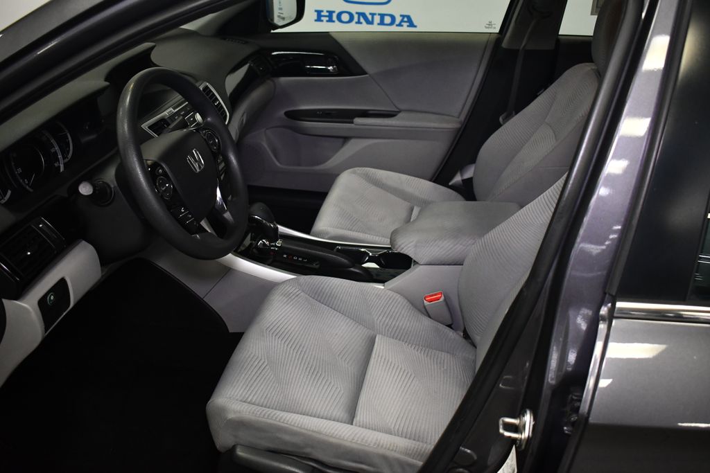 Thumbnail: 2016 Honda Accord - 27