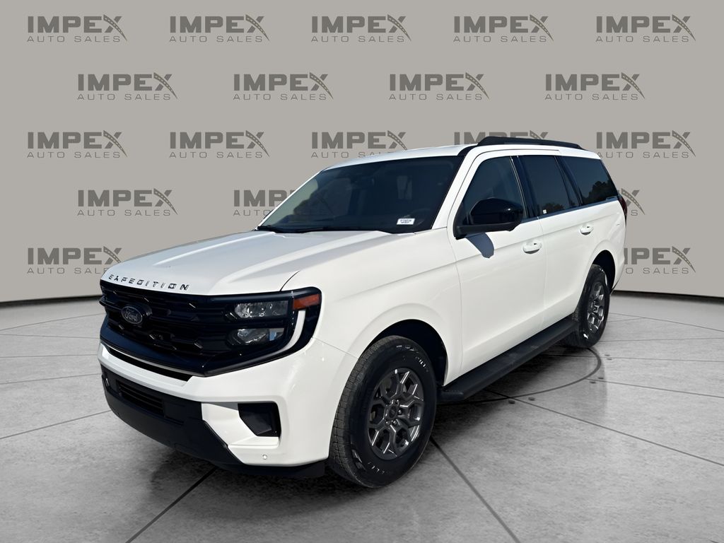 White Metallic 2025 Ford Expedition Active 4WD SUV / Crossover Four-Wheel Drive Automatic