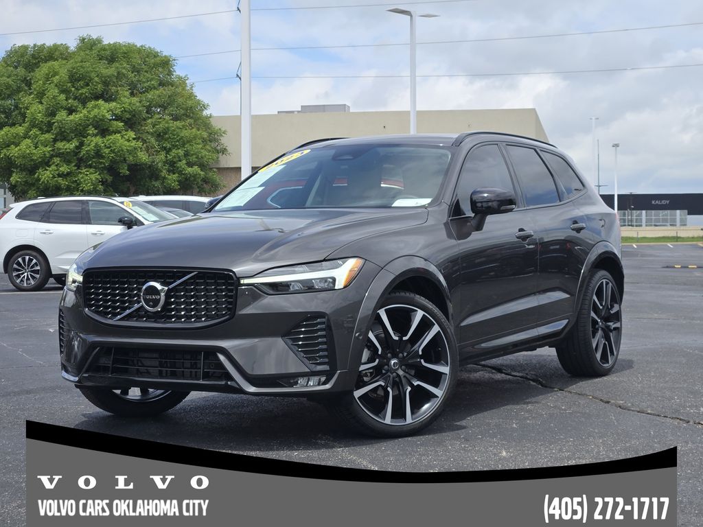 Platinum Gray Metallic 2023 Volvo XC60 SUV / Crossover Front-Wheel Drive Automatic