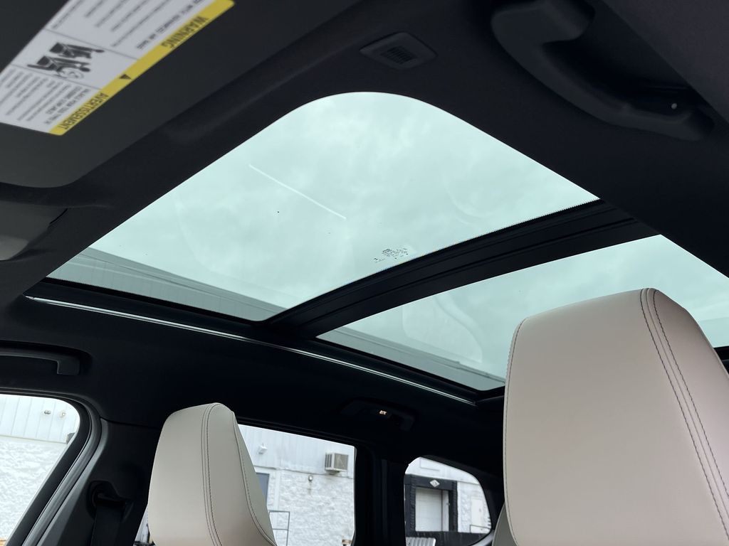 Thumbnail: 2025 BMW X1 - 21