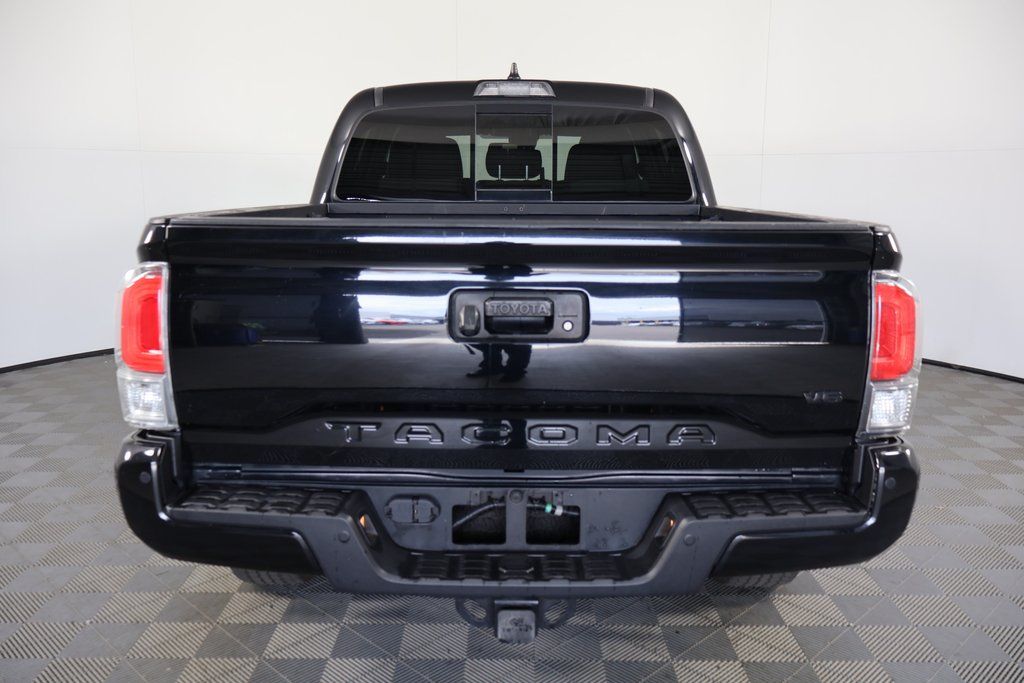Thumbnail: 2021 Toyota Tacoma - 5