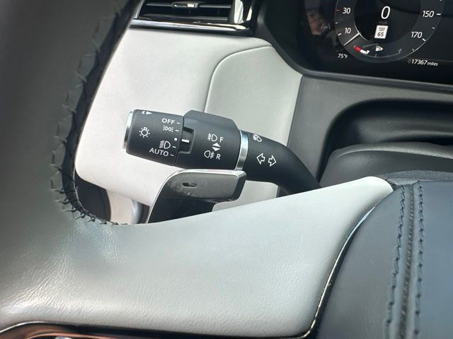 Used 2025 Land rover Range Rover Velar SUV