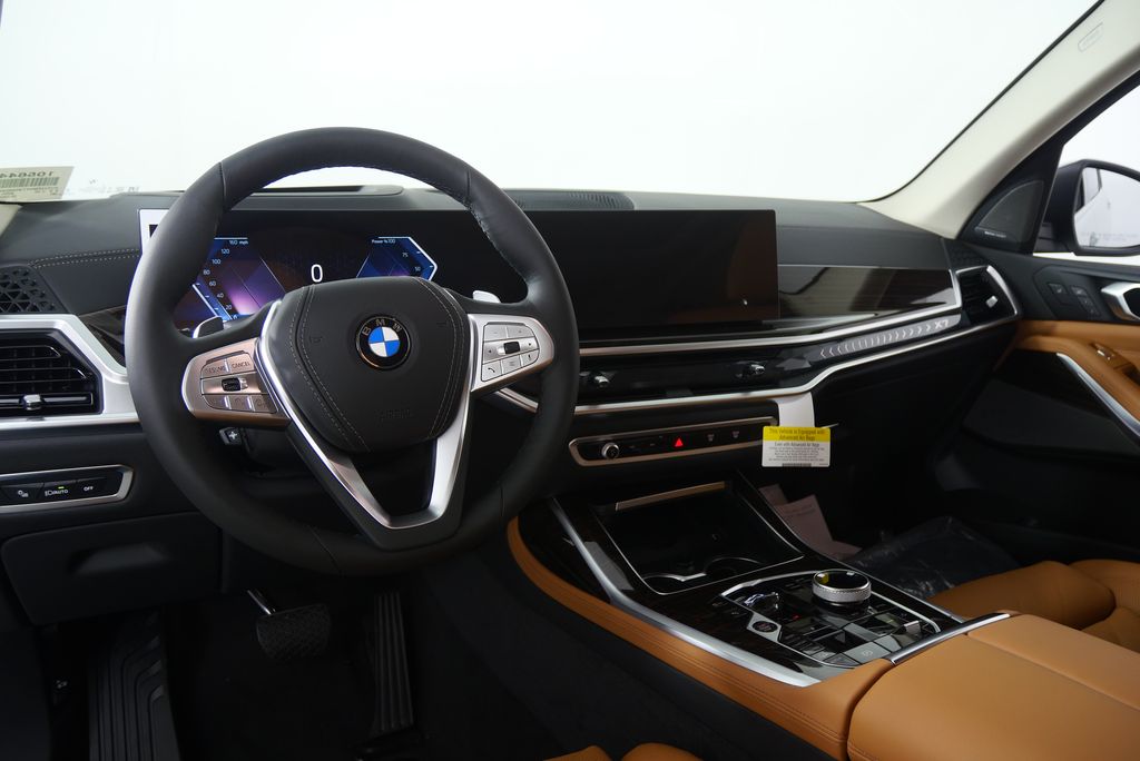 Thumbnail: 2026 BMW X7 - 20