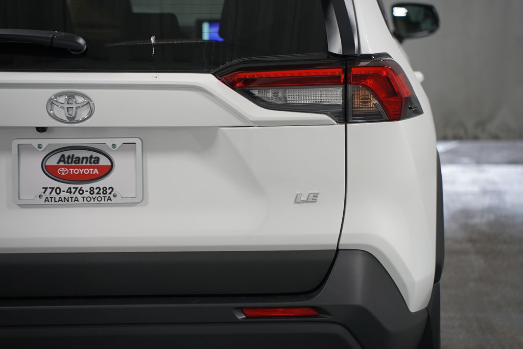Thumbnail: 2025 Toyota RAV4 - 10