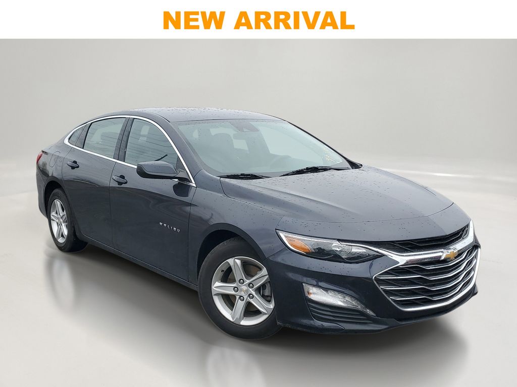 Ash 2023 Chevrolet Malibu LT with 1LT FWD Sedan Front-Wheel Drive Continuously Variable Transmission