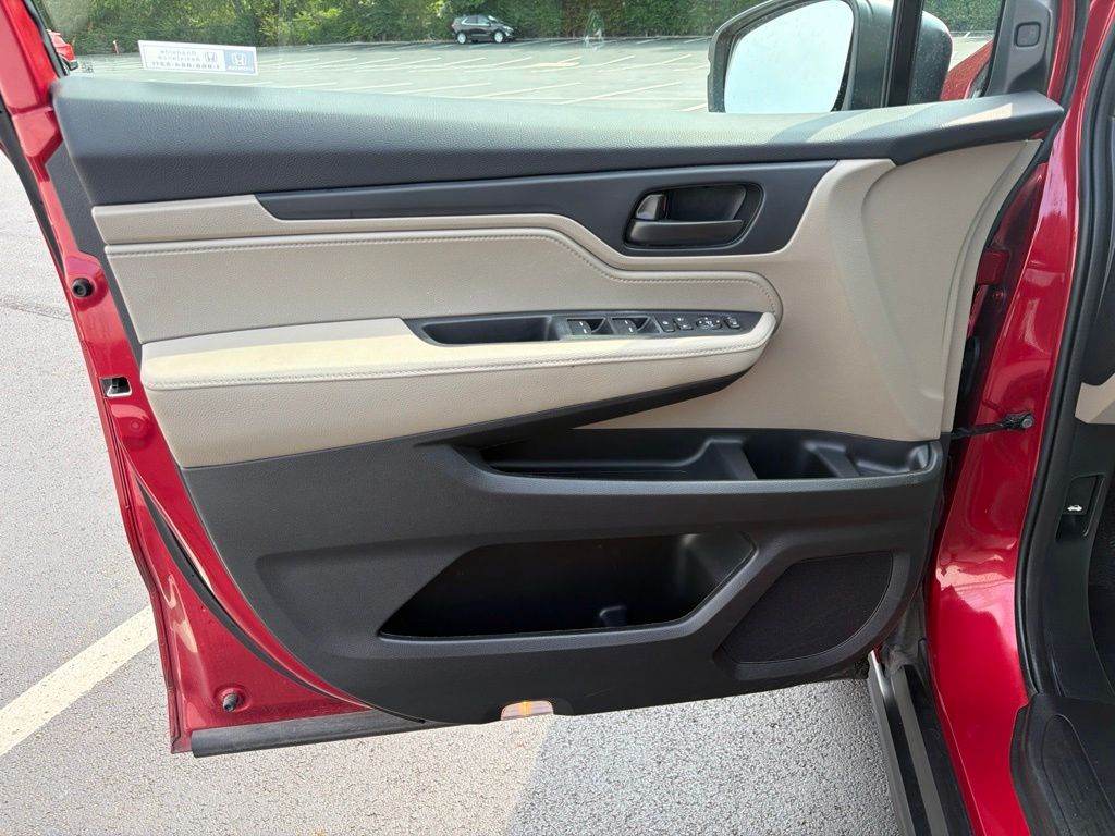 Thumbnail: 2024 Honda Odyssey - 17