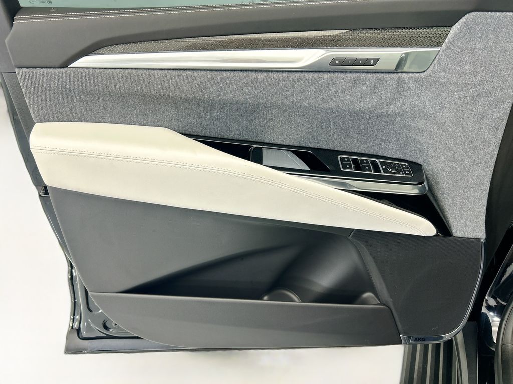 Thumbnail: 2025 Cadillac Escalade - 23