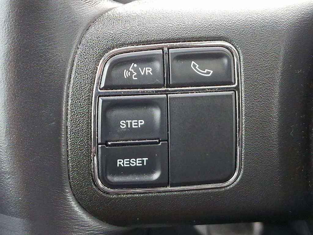 2012 Jeep Liberty Sport 21