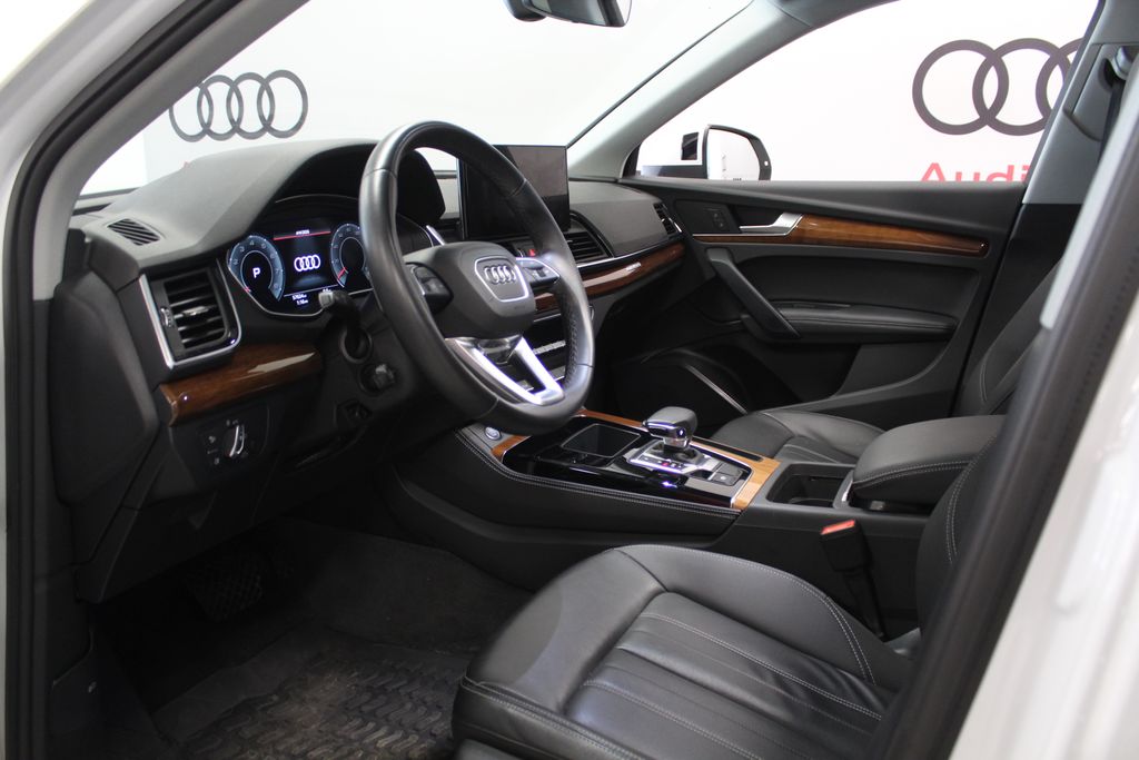 Thumbnail: 2022 Audi Q5 - 11