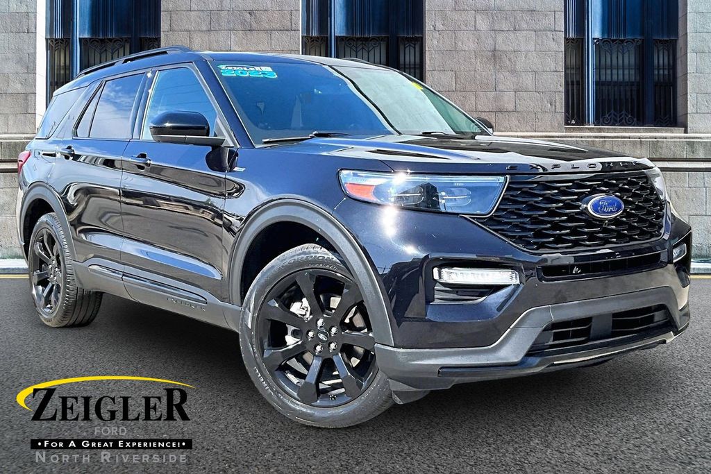 2023 Ford Explorer ST-Line