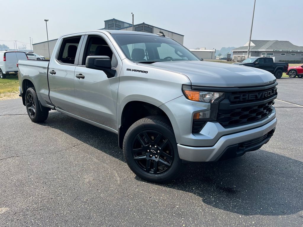 Sterling Gray Metallic 2023 Chevrolet Silverado 1500 Pickup Truck Four-Wheel Drive 8-Speed Automatic