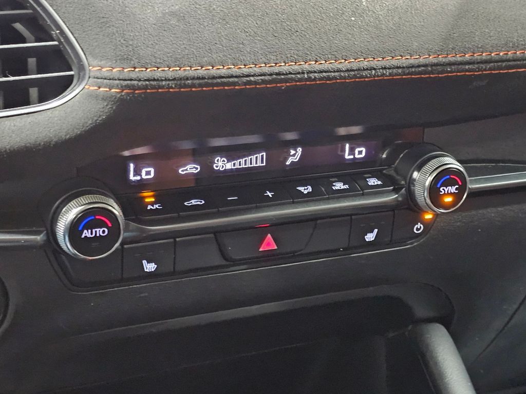 Used 2024  Mazda 2.5 Carbon Turbo image 31