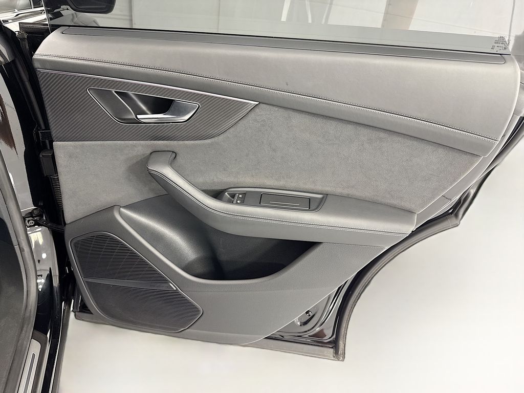 Thumbnail: 2024 Audi RS Q8 - 26