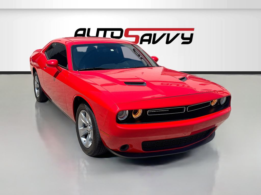 2022 Dodge Challenger SXT Auto's photo