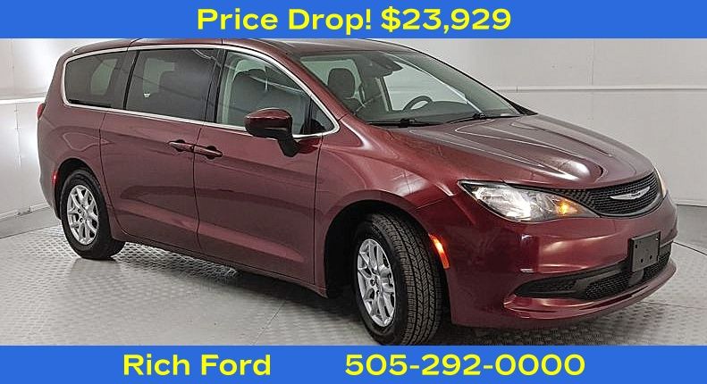 2023 Chrysler Voyager LX FWD