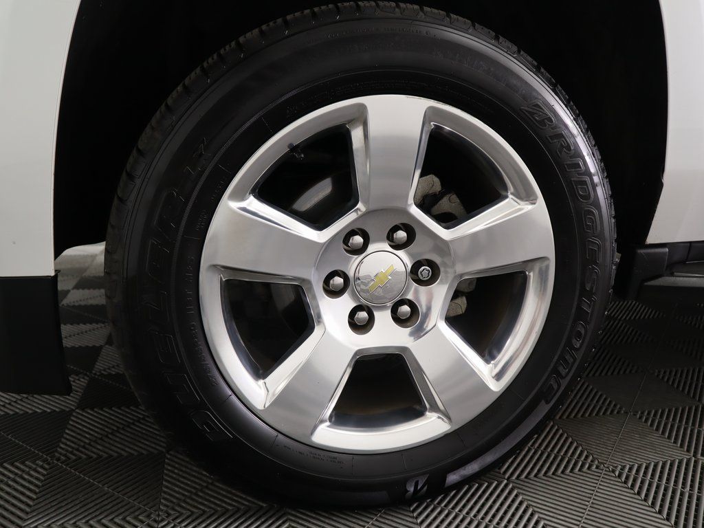2016 Chevrolet Tahoe LT 32