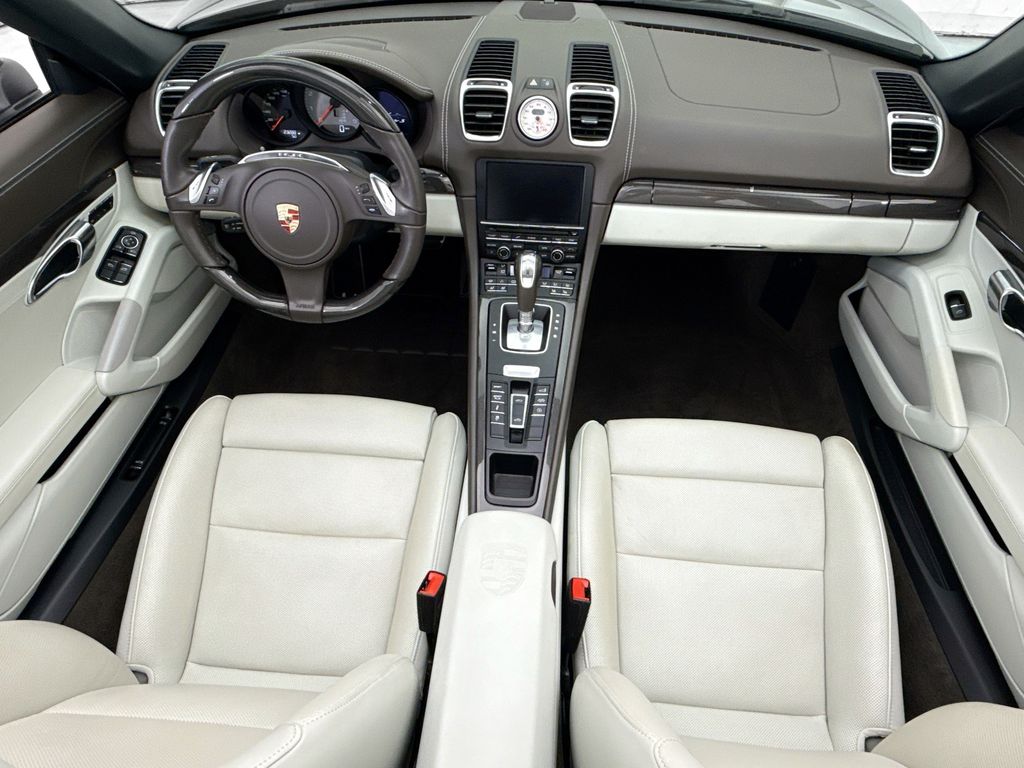 Thumbnail: 2013 Porsche Boxster - 23