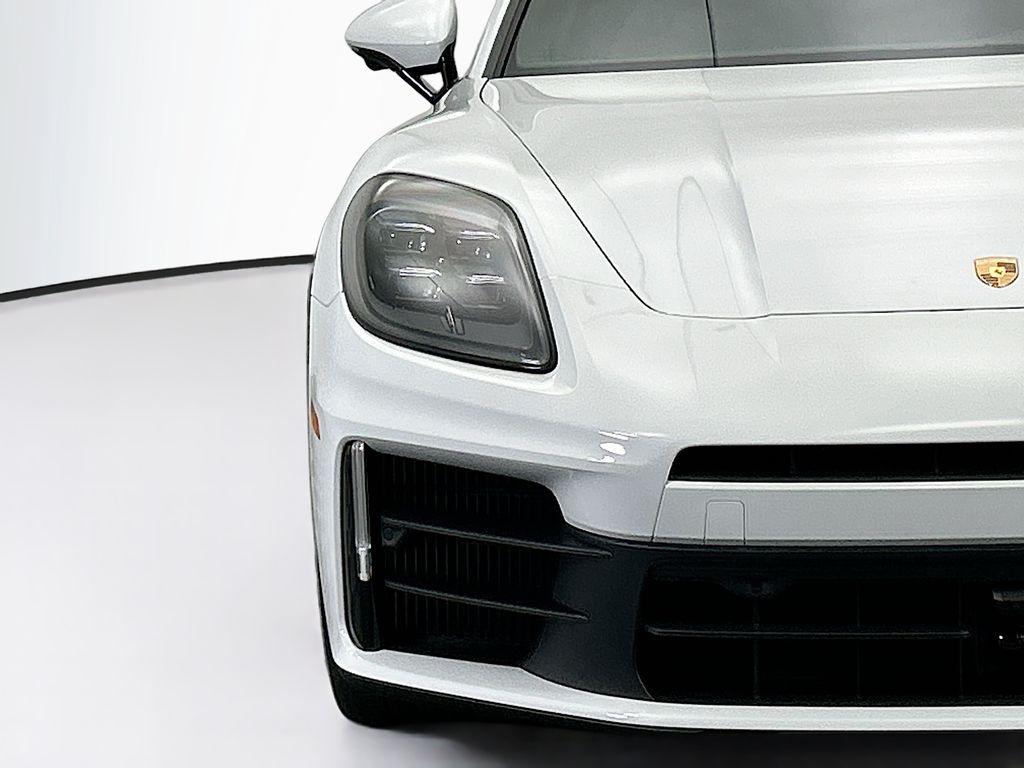 Thumbnail: 2026 Porsche Panamera - 12