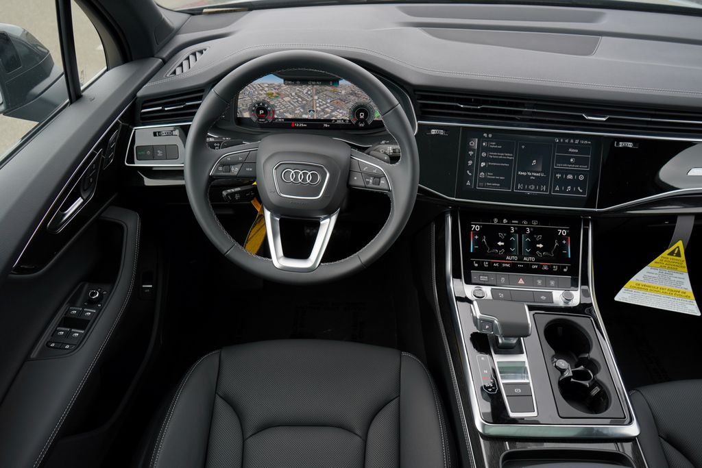 2025 Audi Q7  12