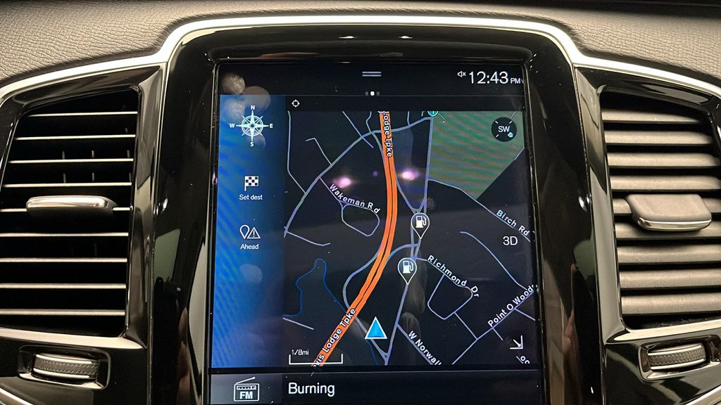 2022 Volvo XC90 T8 Inscription 17