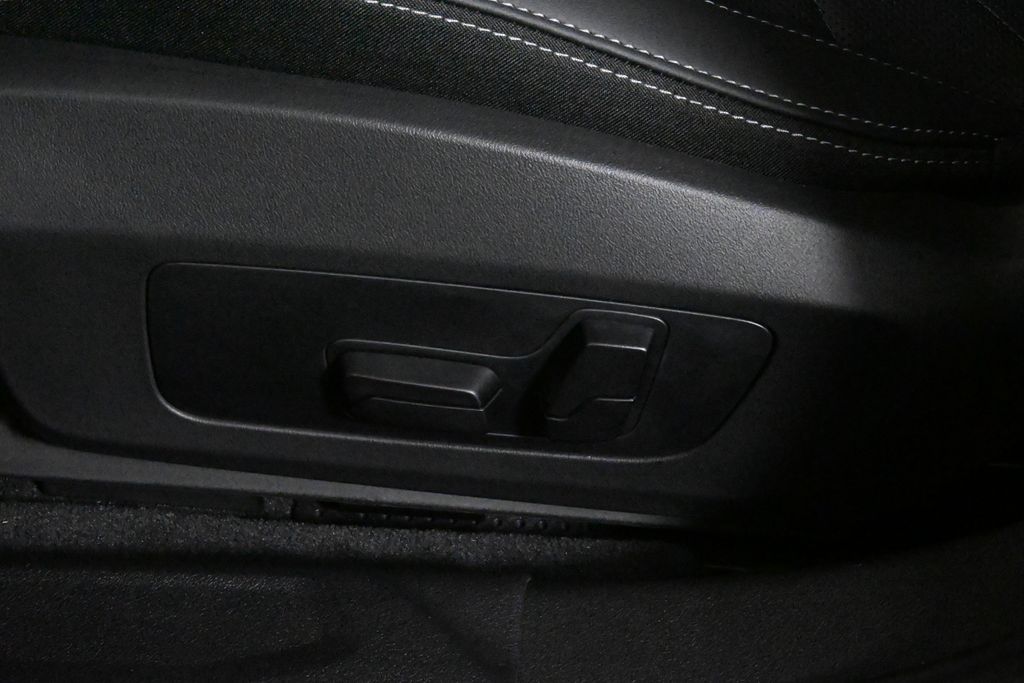 Thumbnail: 2026 BMW 2 Series - 27