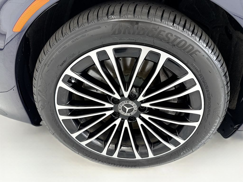 Thumbnail: 2023 Mercedes-Benz S-Class - 29