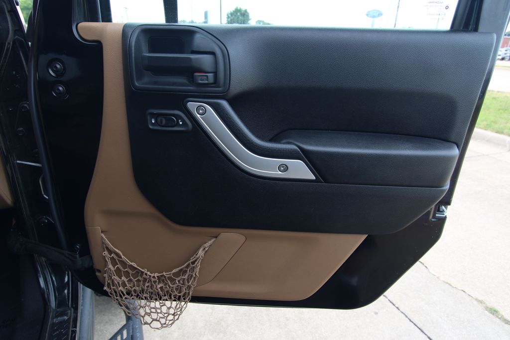 Used 2013 Jeep Wrangler SUV
