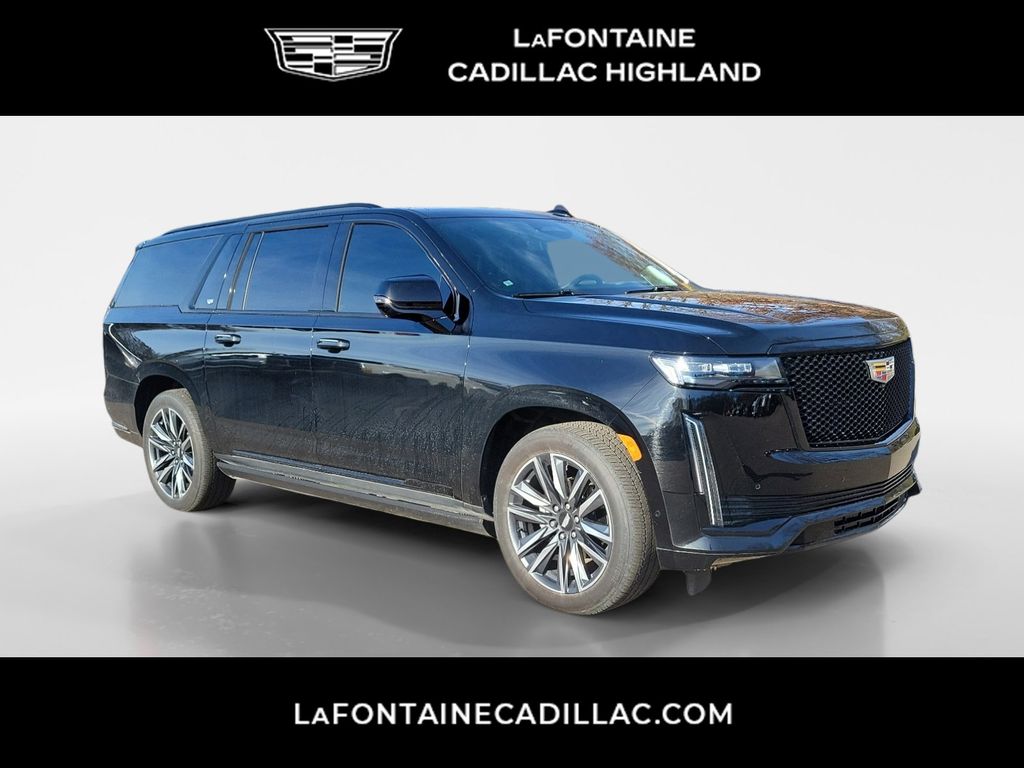 2023 Cadillac Escalade ESV Sport 3