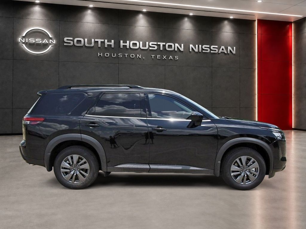 2026 Nissan Pathfinder SV - 4