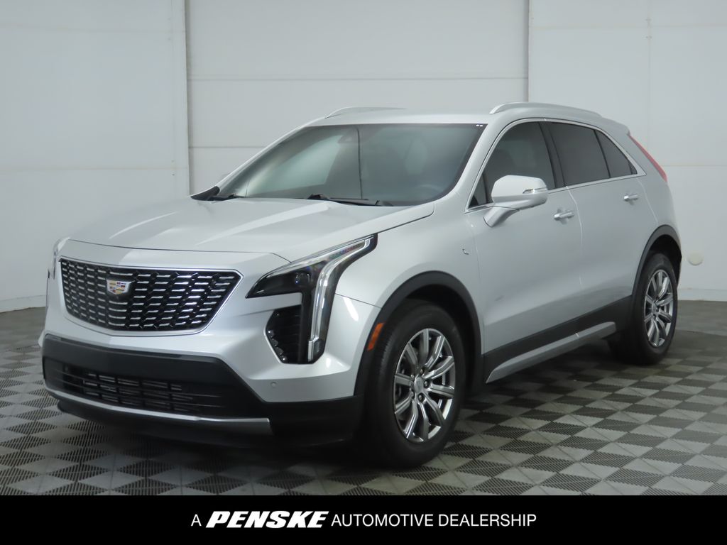 Thumbnail: 2022 Cadillac XT4 - 1