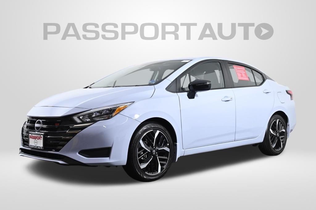 Gray Sky Pearl 2025 Nissan Versa Sedan Front-Wheel Drive Automatic
