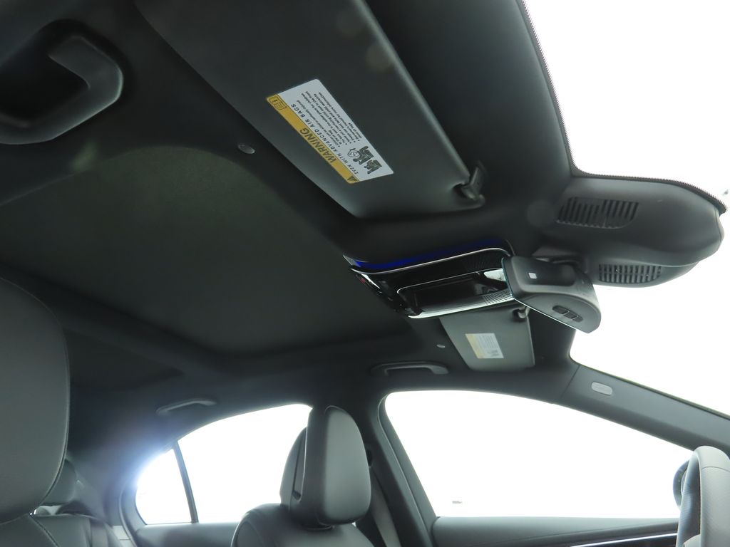 Thumbnail: 2025 Mercedes-Benz C-Class - 18