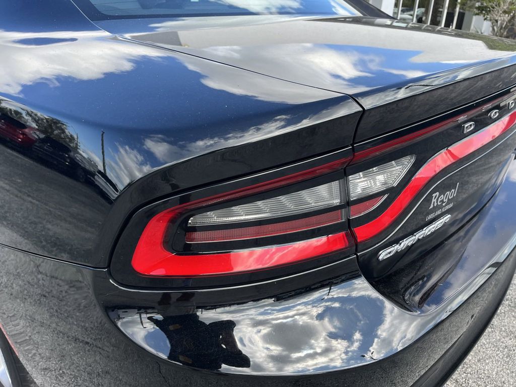 2022 Dodge Charger SXT 10