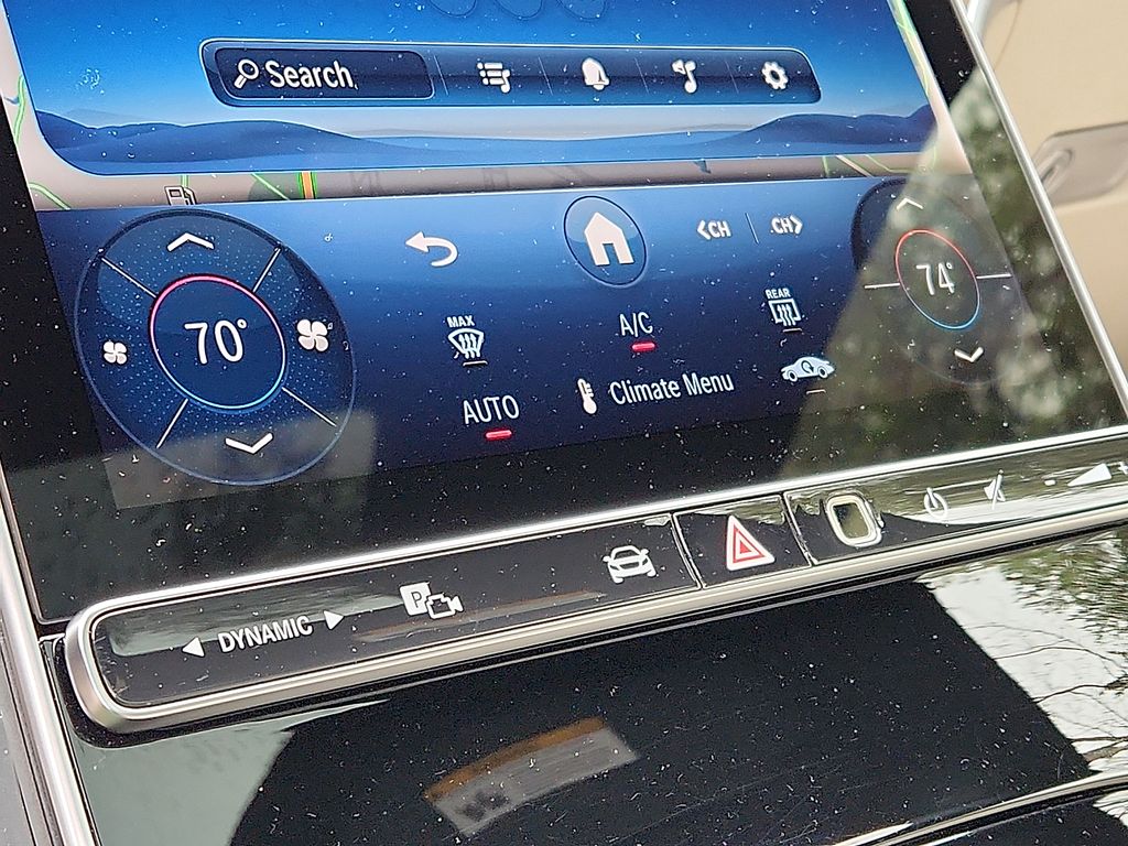 Thumbnail: 2025 Mercedes-Benz CLE - 16