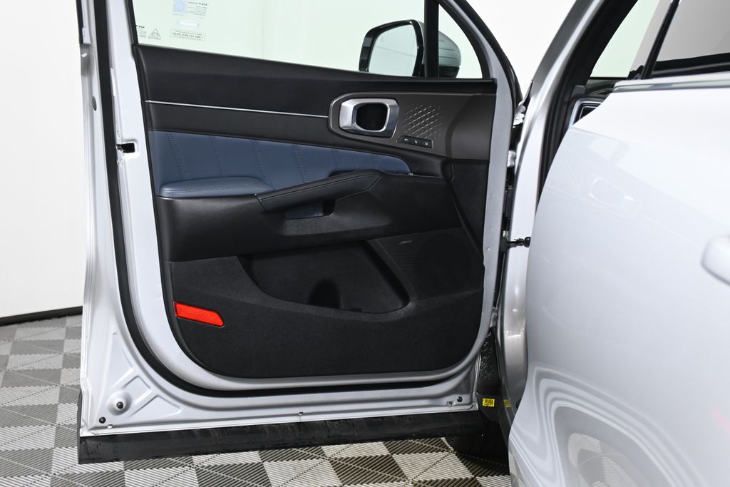 Thumbnail: 2025 Kia Sorento - 30