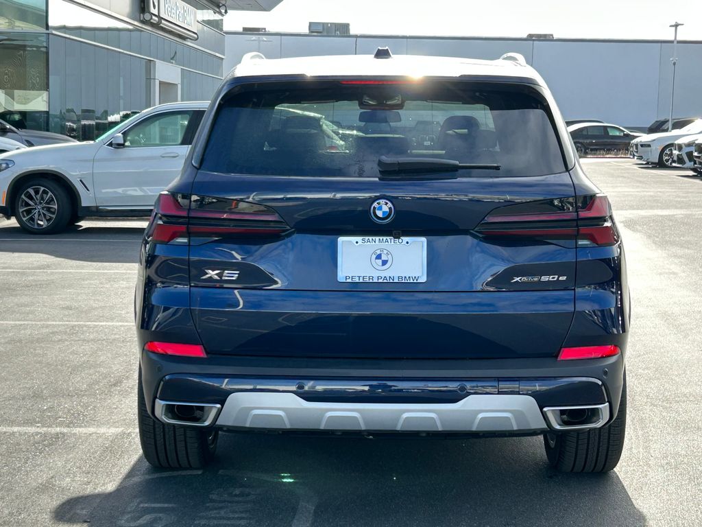 2025 BMW X5 xDrive50e 4