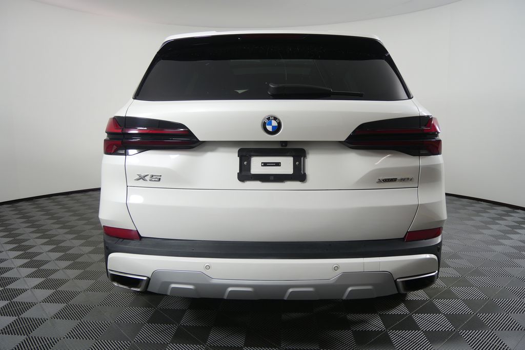 Thumbnail: 2024 BMW X5 - 4