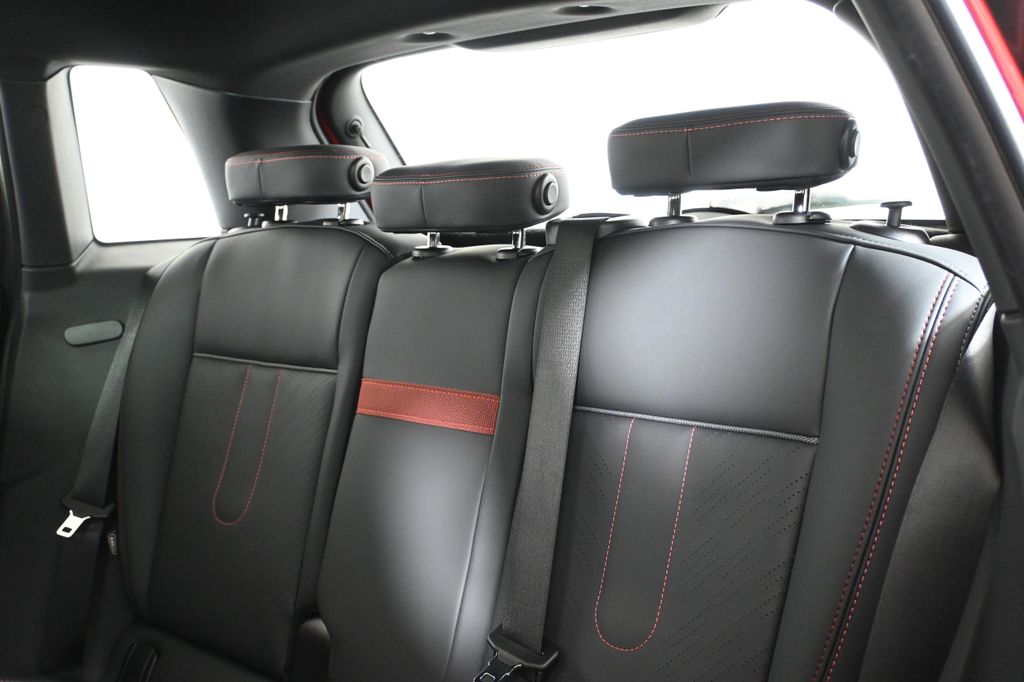 Thumbnail: 2026 MINI Cooper - 4