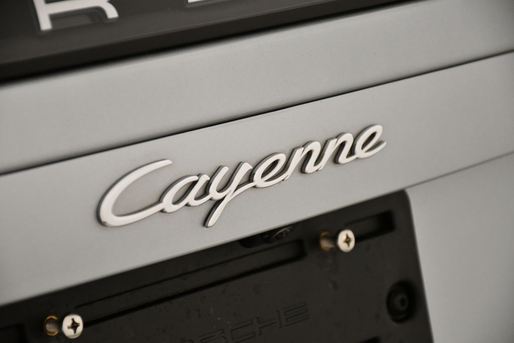 2023 Porsche Cayenne  9