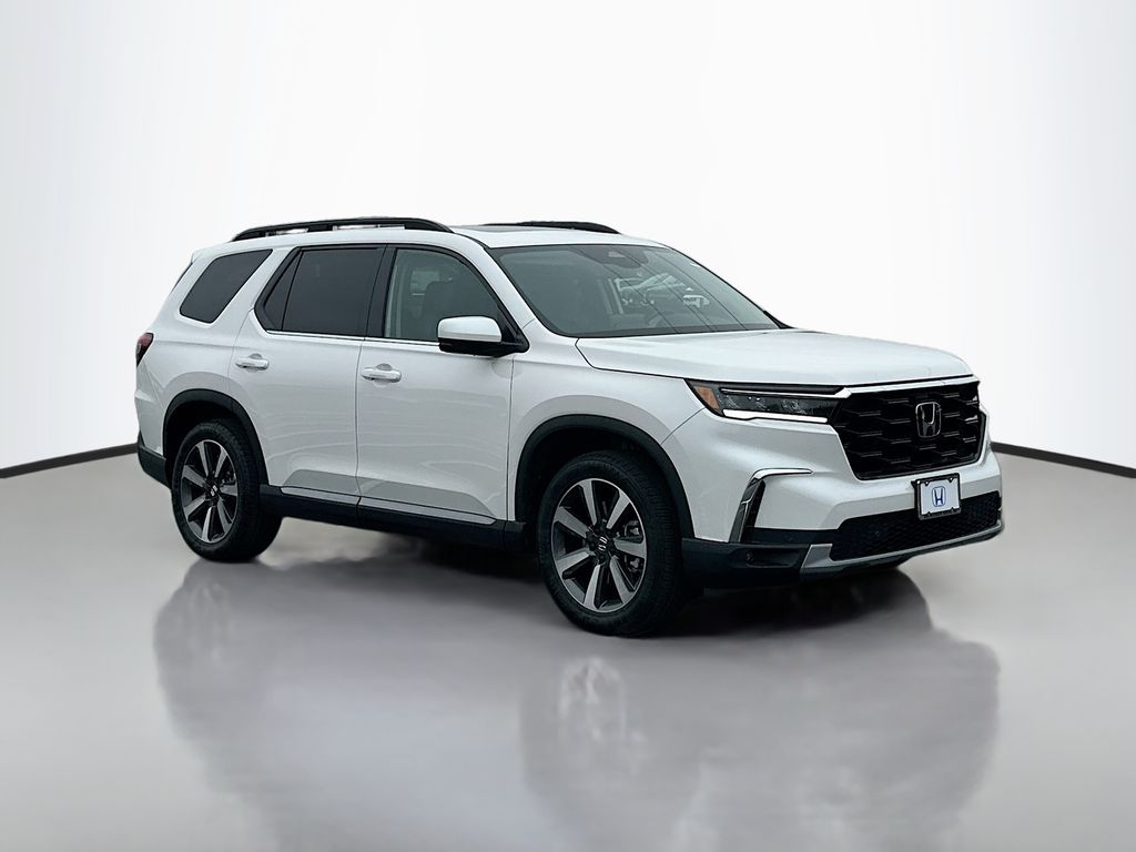 2025 Honda Pilot Touring 3