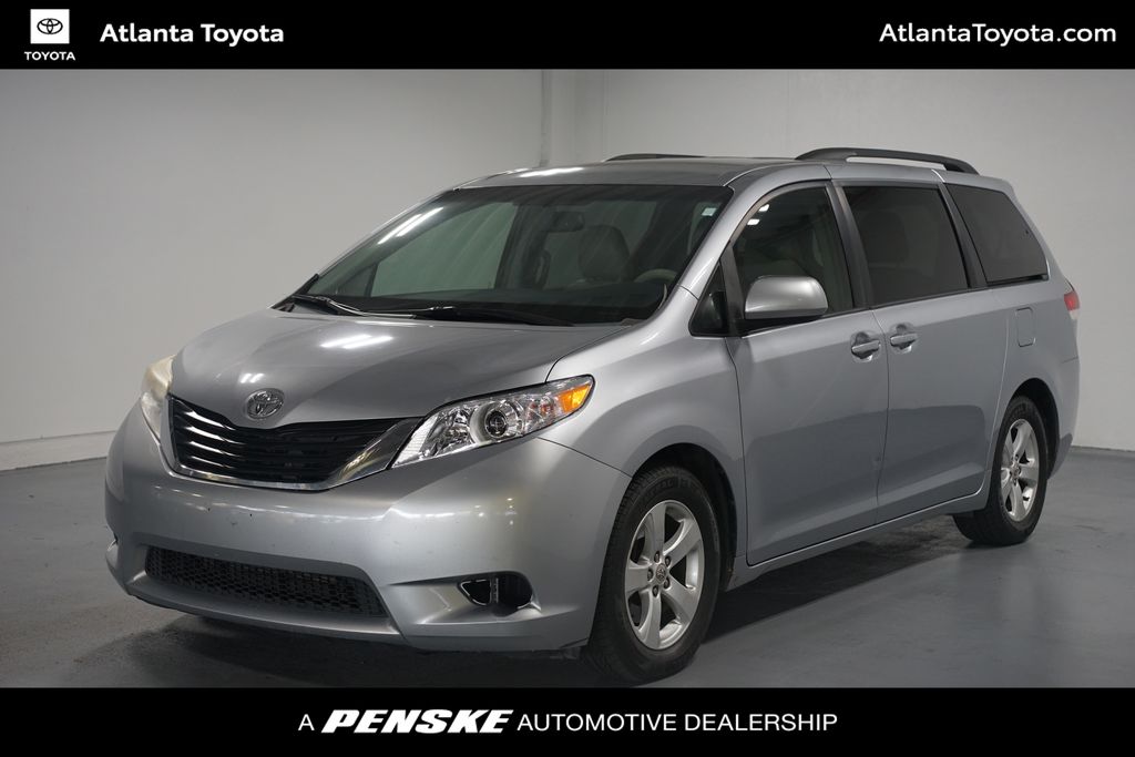 2013 Toyota Sienna LE -
                  Duluth, GA