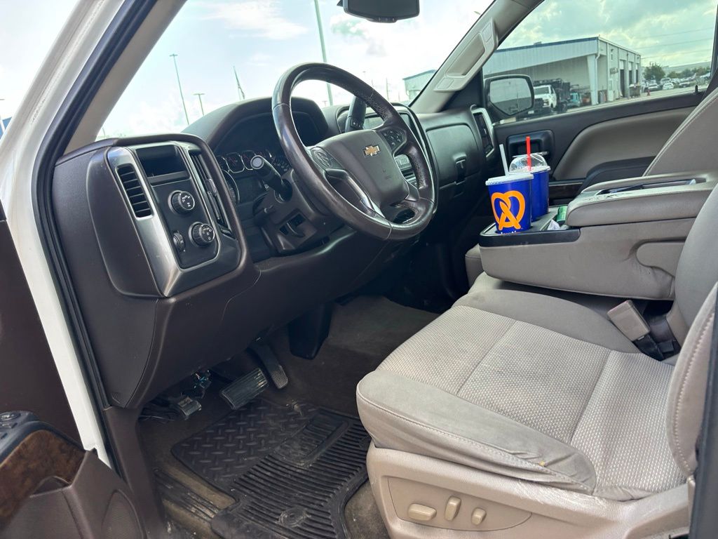 2017 Chevrolet Silverado 1500 LT White at Autostrade